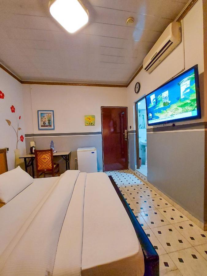 Hotel Relax Κινσάσα Εξωτερικό φωτογραφία