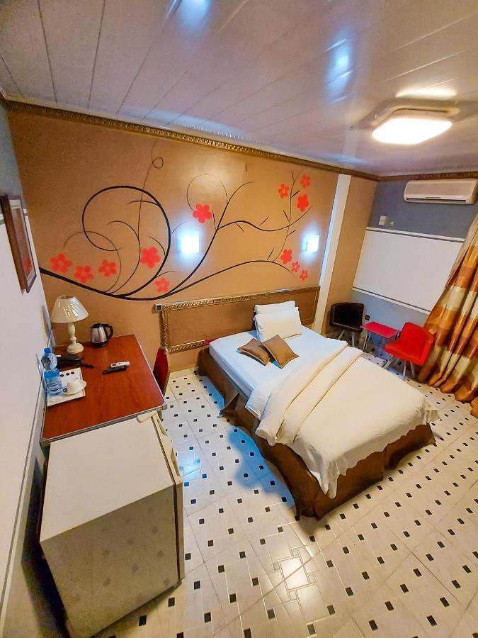 Hotel Relax Κινσάσα Εξωτερικό φωτογραφία